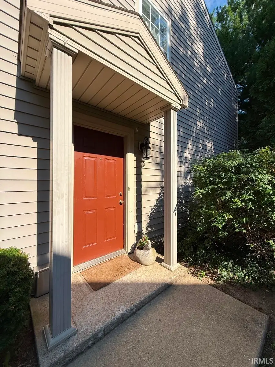 641 W Bayberry Court, Bloomington, IN 47401 - Image #2