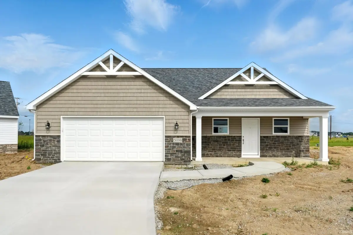 5098 Sickle Cove, Fort Wayne, IN 46818 - Image #1