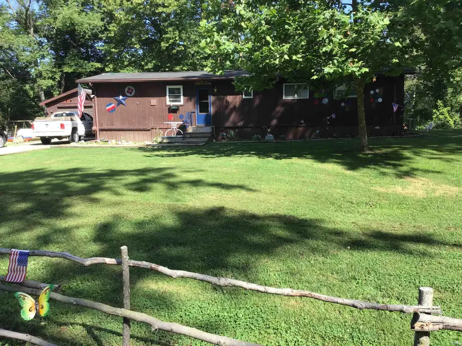 2338 E Tanner Lane, Winamac, IN 46996 - Image #2