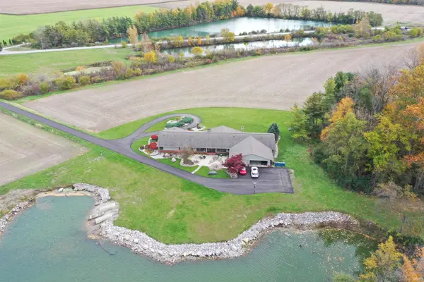 5933 Hoagland Road, Hoagland, IN 46745