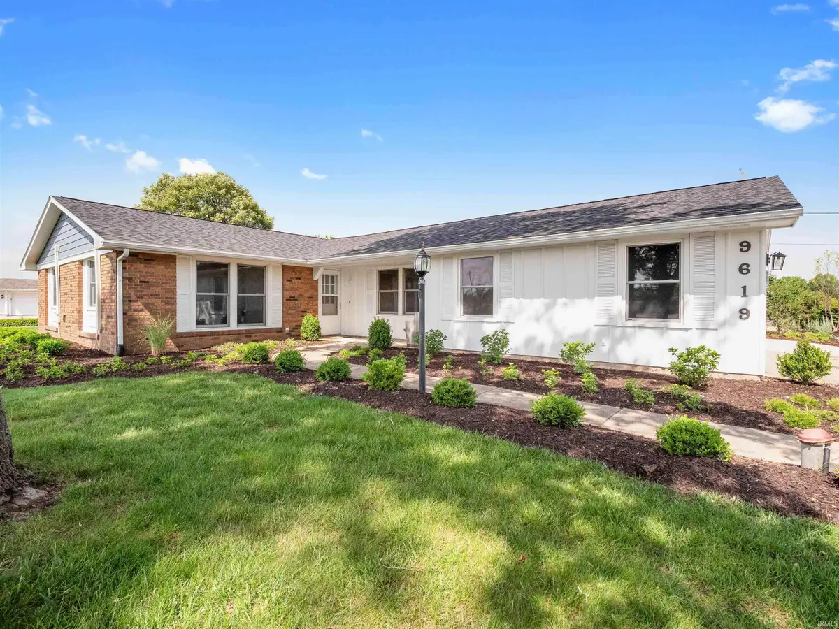 9619 Maysville Road, Fort Wayne, IN 46815 - Image #1