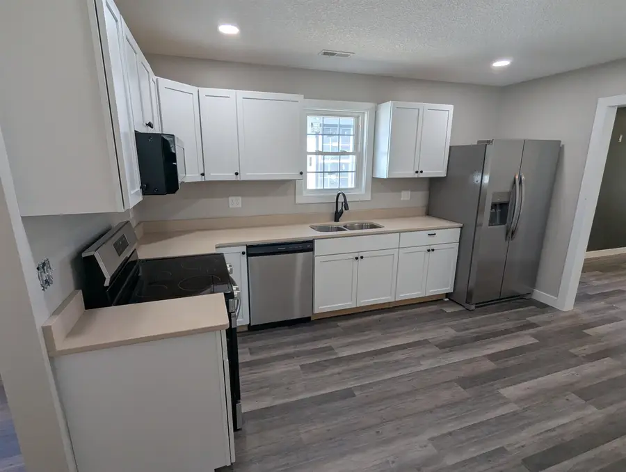 2208 24th Avenue, Fort Wayne, IN 46802 - Image #2