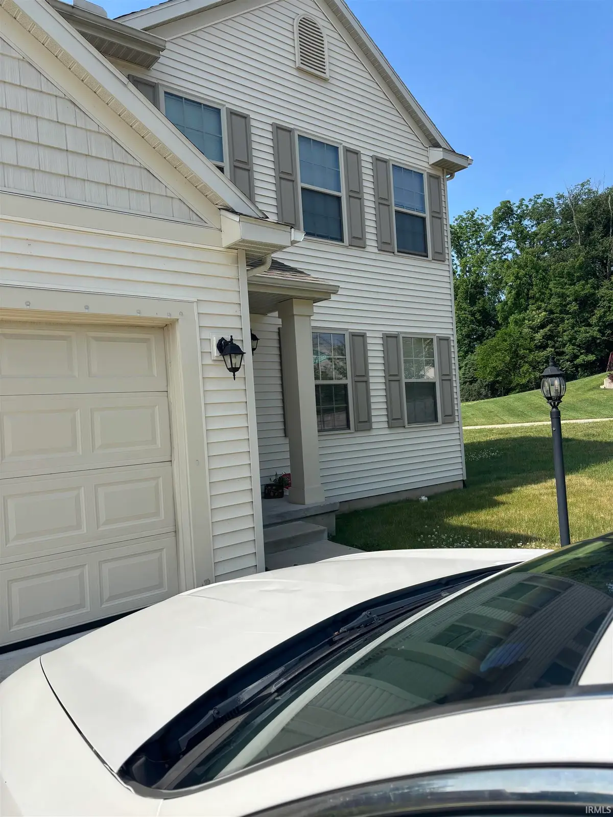 25684 Rolling Hills Drive, South Bend, IN 46628 - Image #1