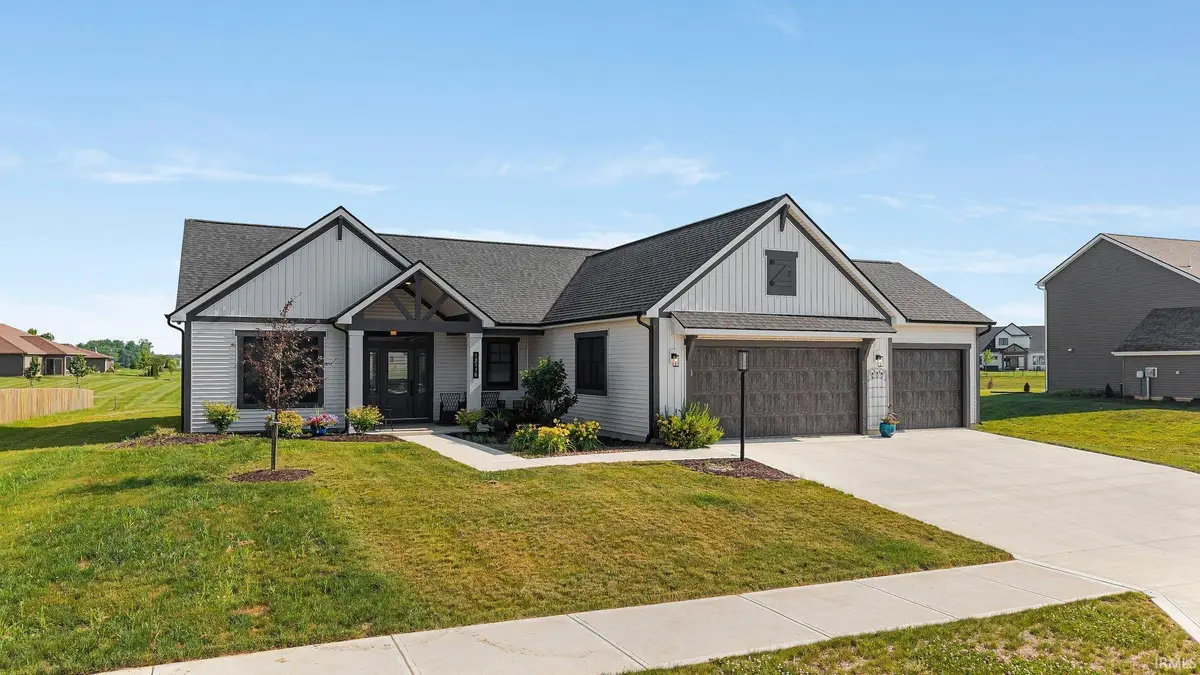 12116 Fazio Drive, Fort Wayne, IN 46818 - Image #1