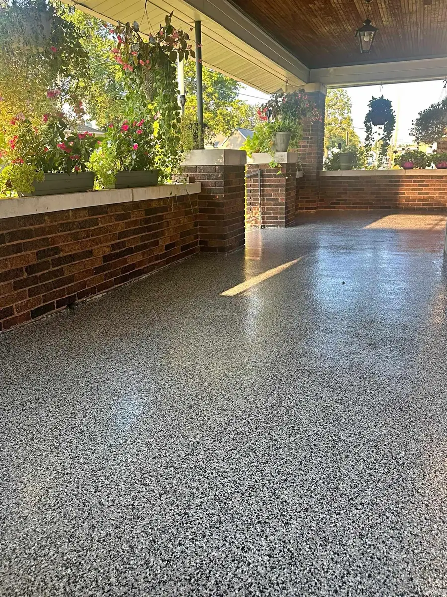 1005 E Walnut Street, Washington, IN 47501 - Image #2