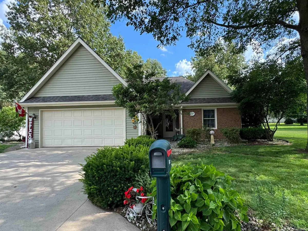 823 Frontier Drive, Rochester, IN 46975 - Image #1