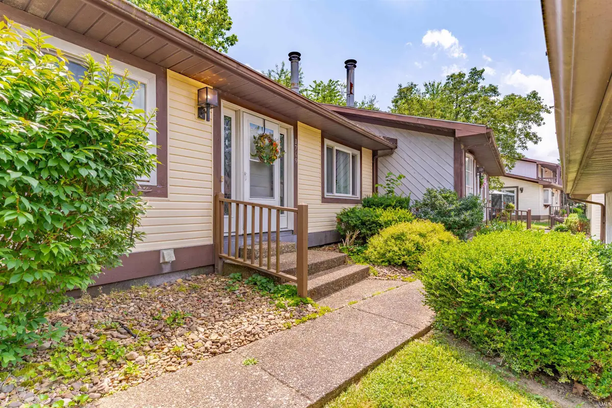 1709 Village Lane, Evansville, IN 47725 - Image #1