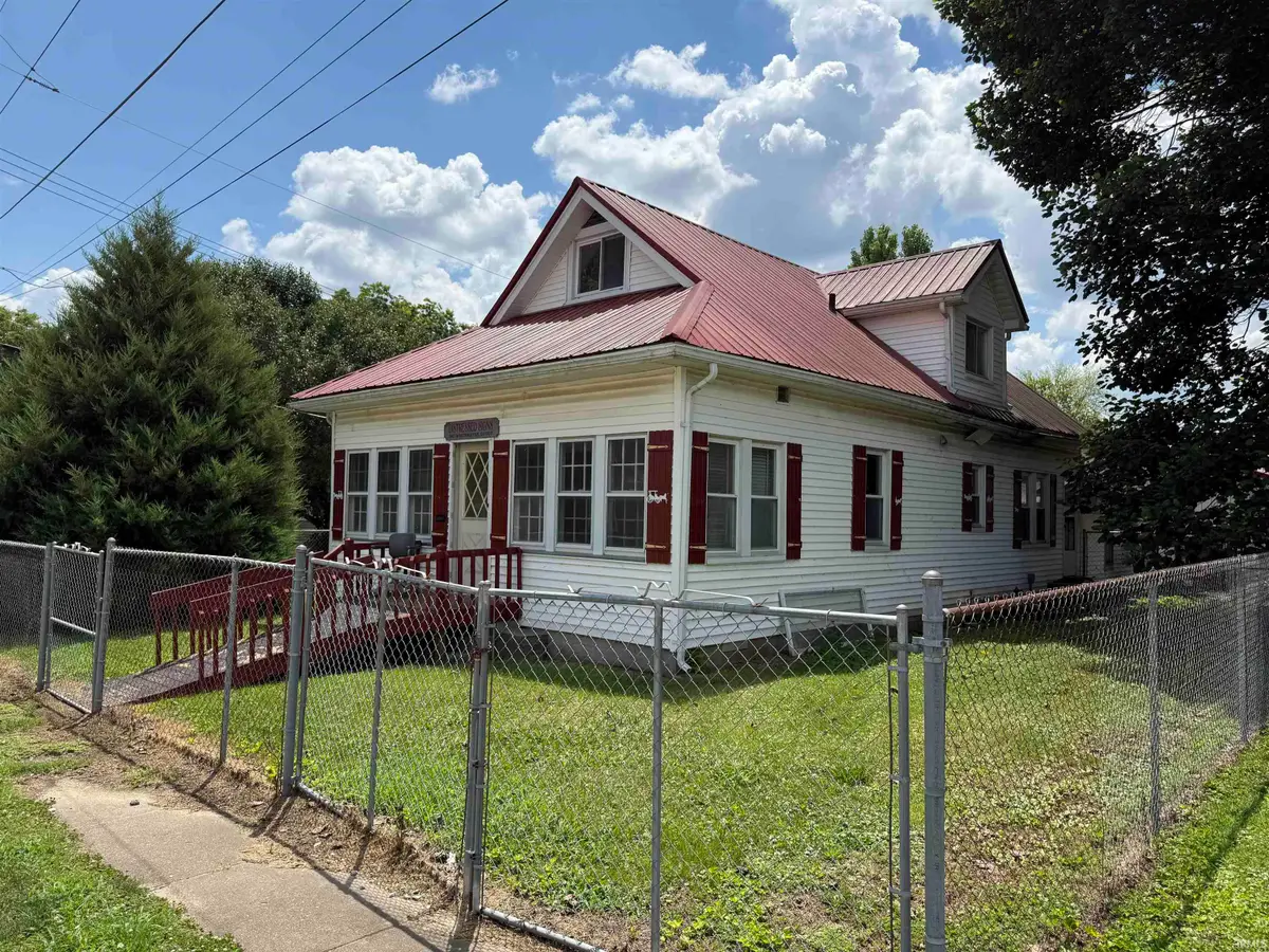 602 Maple Street, Lawrenceville, IL 62439 - Image #1