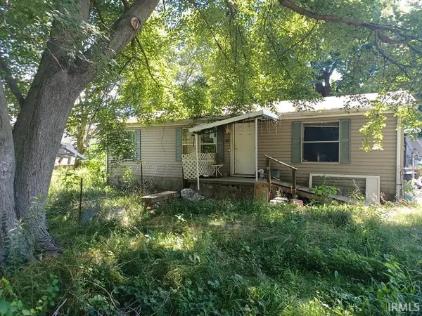 112 N Pond Street, Freelandville, IN 47535