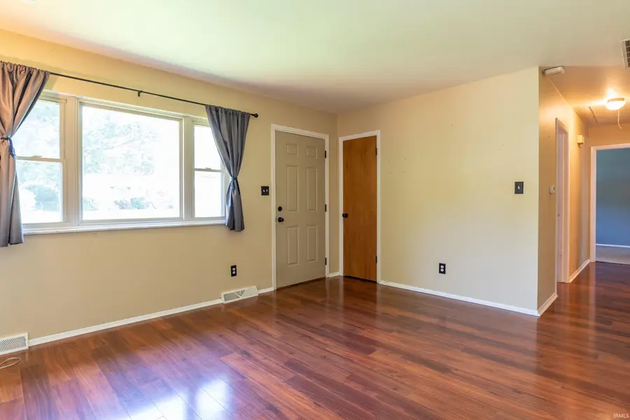 3921 W Fairington Drive, Bloomington, IN 47403 - Image #2