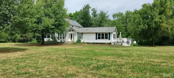 23715 Hoeppner Lane, Woodburn, IN 46797