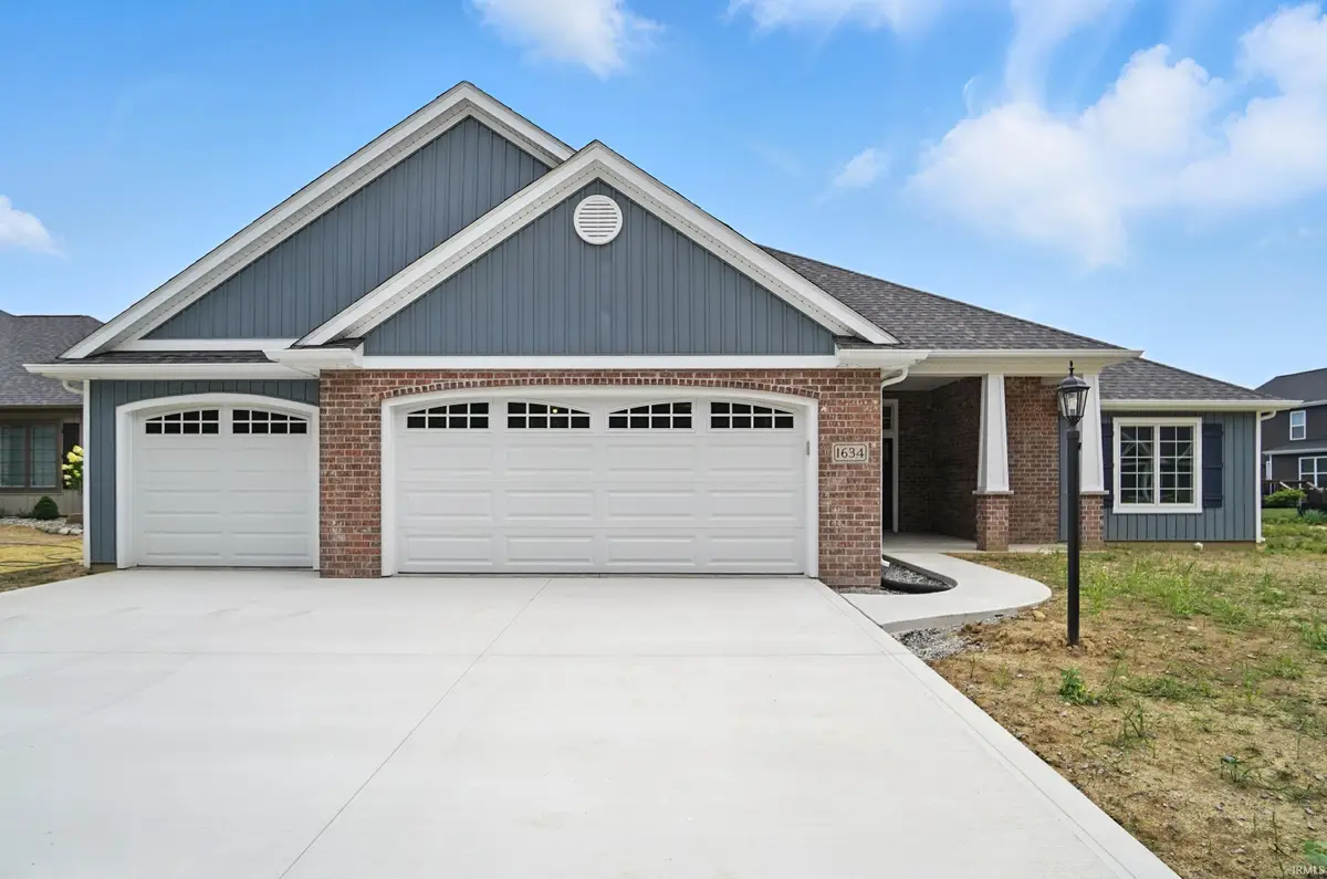 1634 White Fawn Drive, New Haven, IN 46774 - Image #1