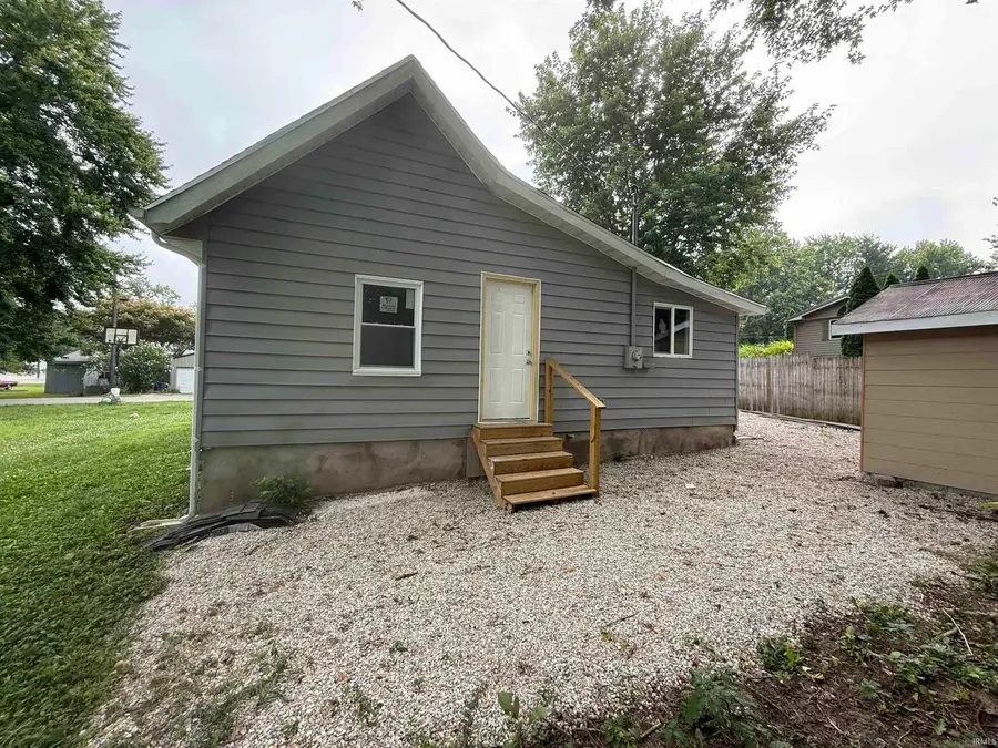 409 N 11th Street, Petersburg, IN 47567 - Image #2