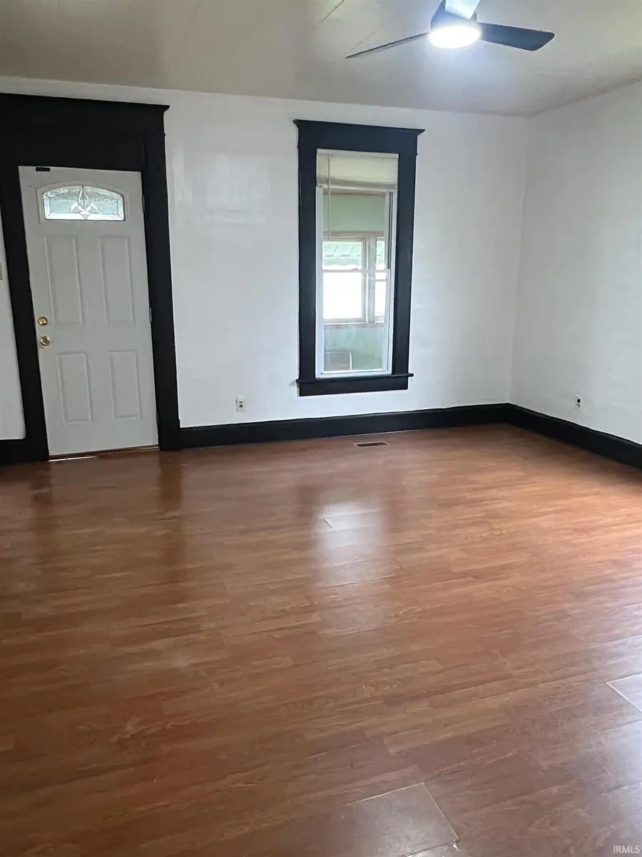 206 E Ohio Street, Jasonville, IN 47438 - Image #3