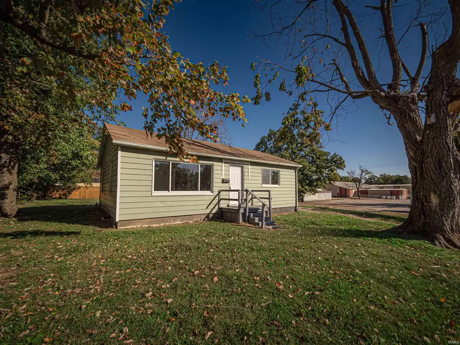 305 Brown Street, Mount Vernon, IN 47620 - Image #2