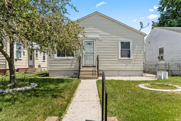 2049 Phenie Street, Fort Wayne, IN 46802