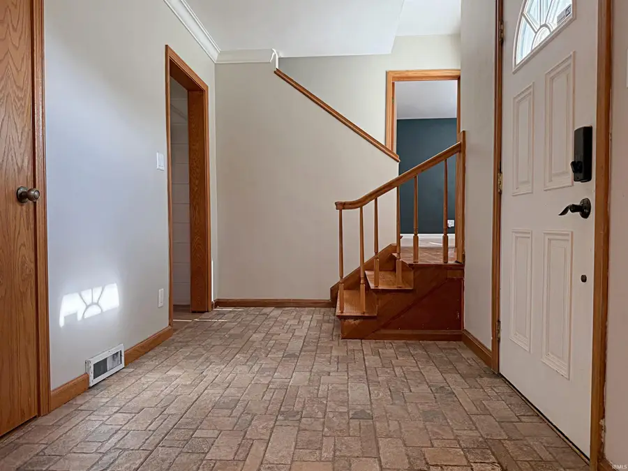 5 Green Acres Road, Washington, IN 47501 - Image #2