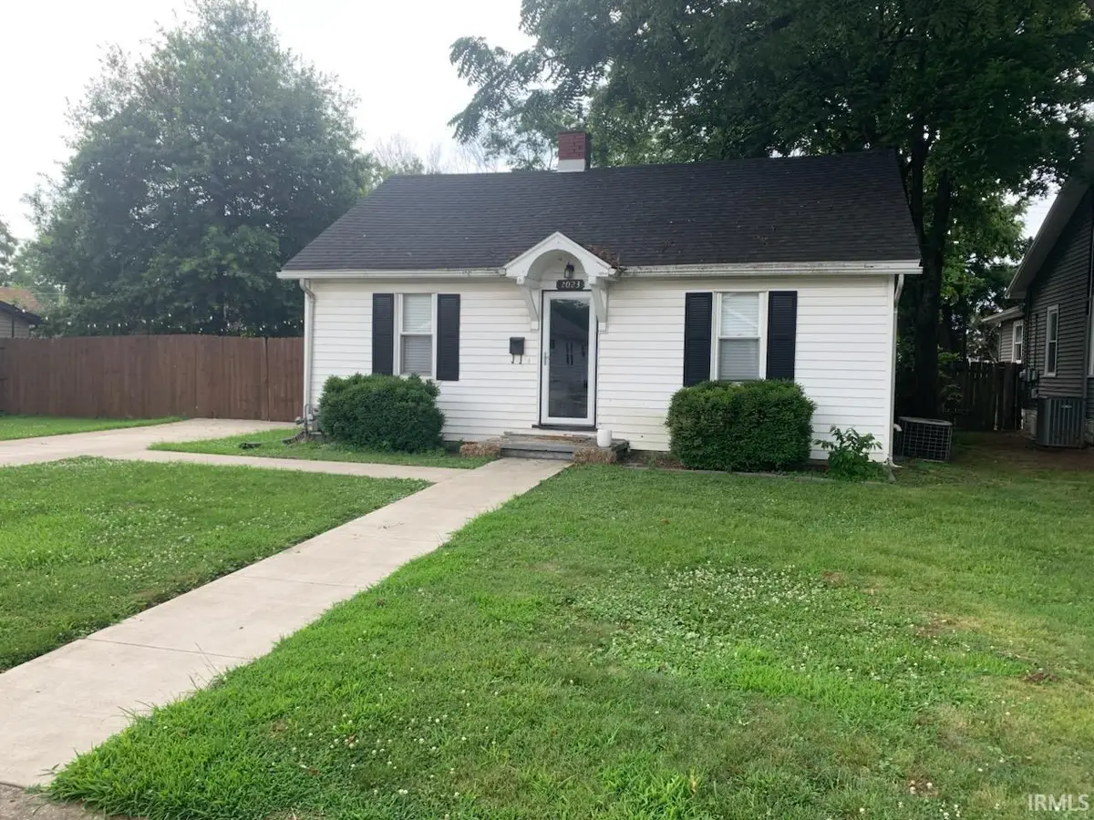 2023 E Blackford Avenue, Evansville, IN 47714 - Image #1