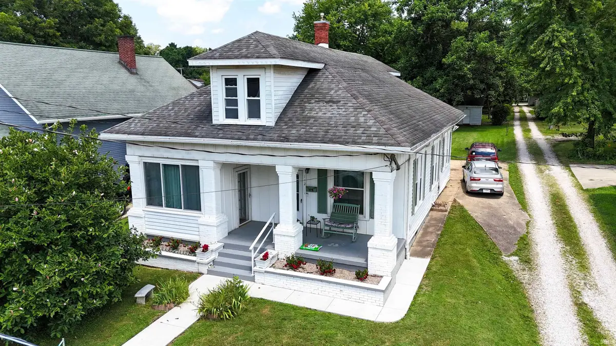 112 E 2nd Street, Huntingburg, IN 47542 - Image #1