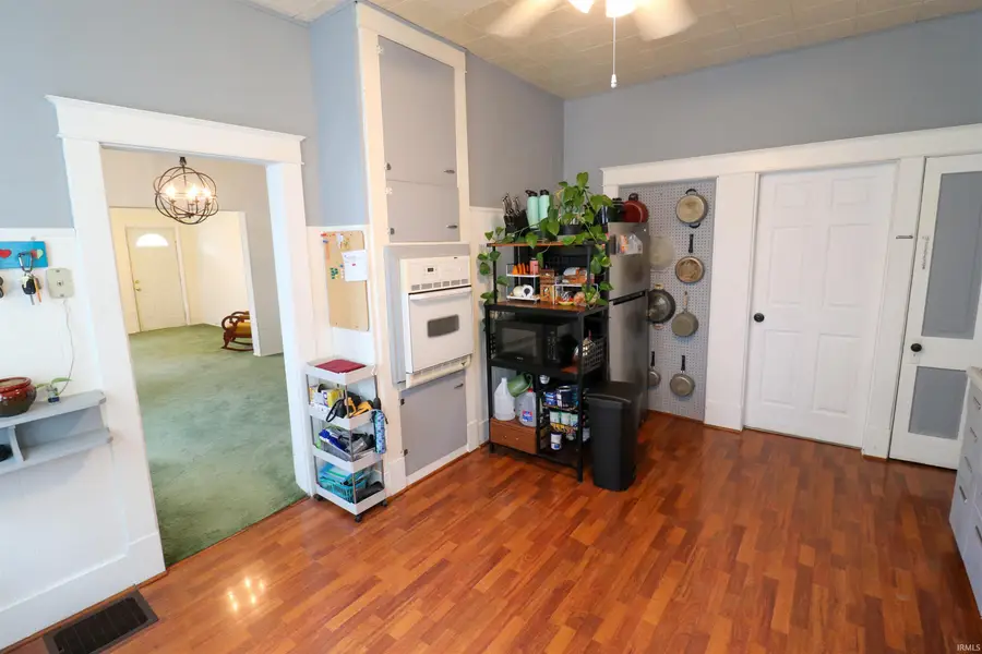 112 E 2nd Street, Huntingburg, IN 47542 - Image #2