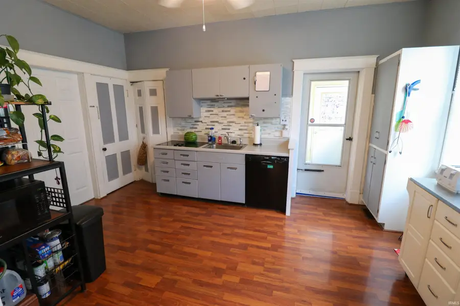 112 E 2nd Street, Huntingburg, IN 47542 - Image #3