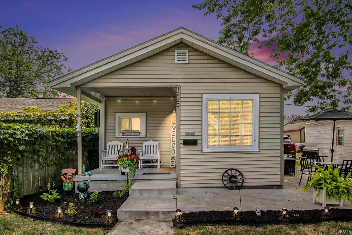 1220 E Fox Street, South Bend, IN 46613 - Image #1