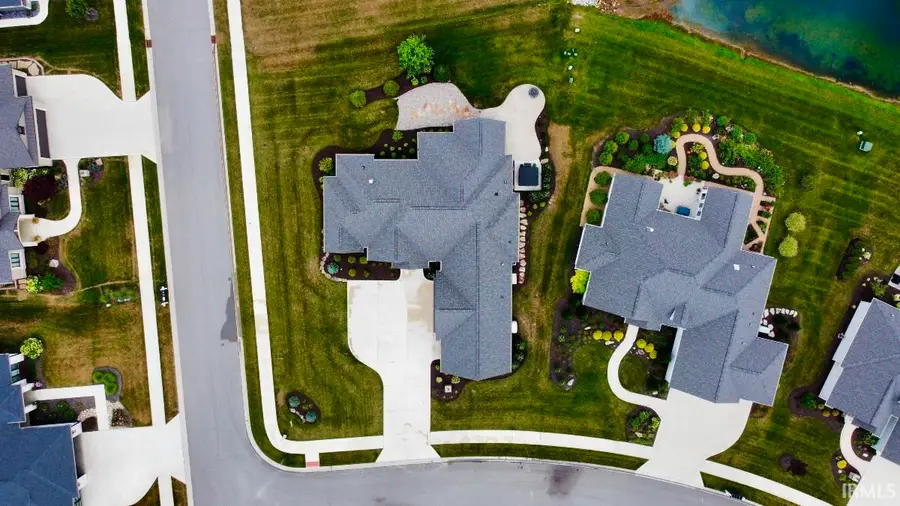 16570 Chilton Cove, Huntertown, IN 46748 - Image #2