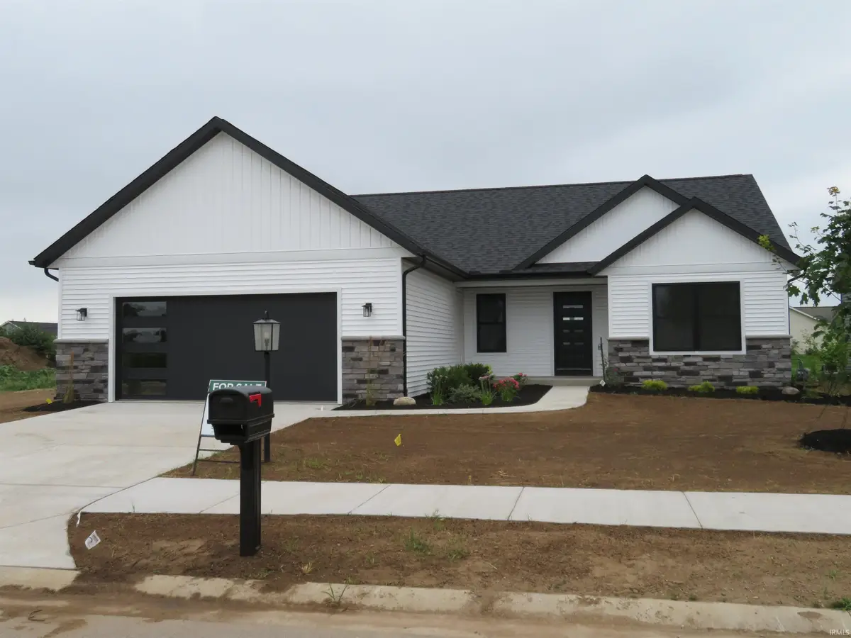 68390 Falcons Lair Lane, New Paris, IN 46553 - Image #1