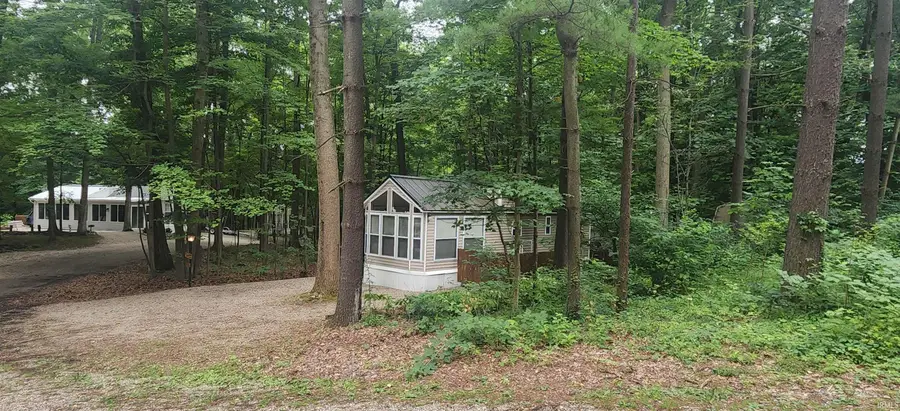 80 Valley Gorge Pass, Angola, IN 46703 - Image #2