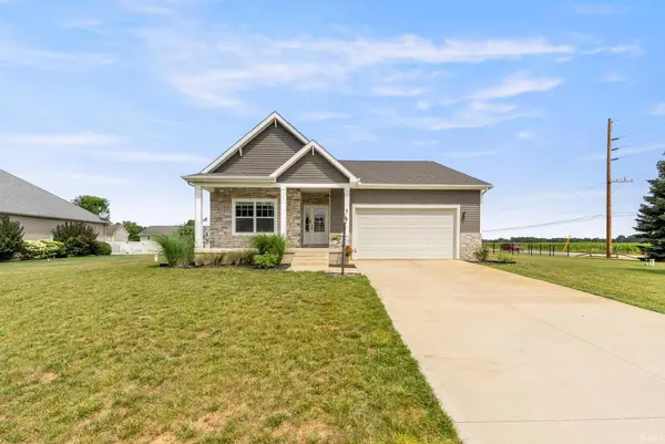 5026 N Sawgrass Lane, Leesburg, IN 46538