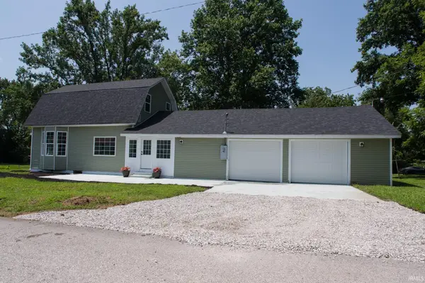 504 W 6th Street, Bicknell, IN 47512