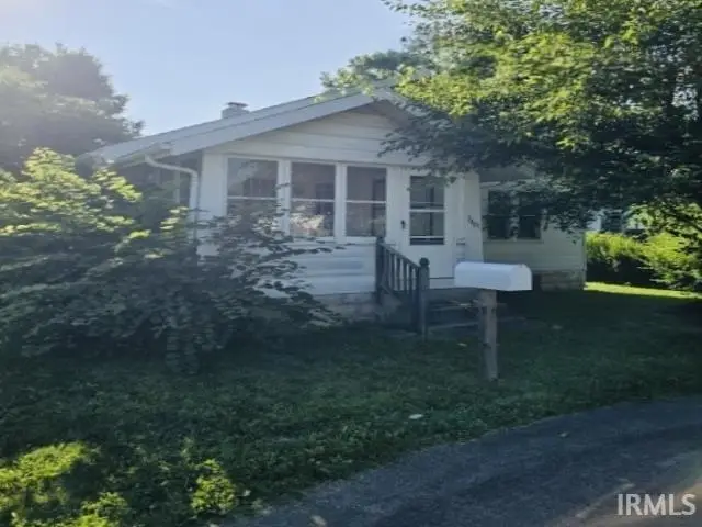 1401 S Emerson Court, Muncie, IN 47302 - Image #2