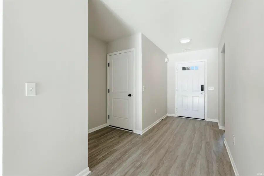 4141 Shadowood Lakes Trail, Fort Wayne, IN 46818 - Image #3