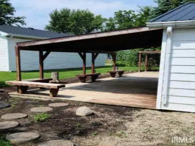 329 W Washington Street, Dunkirk, IN 47336 - Image #2