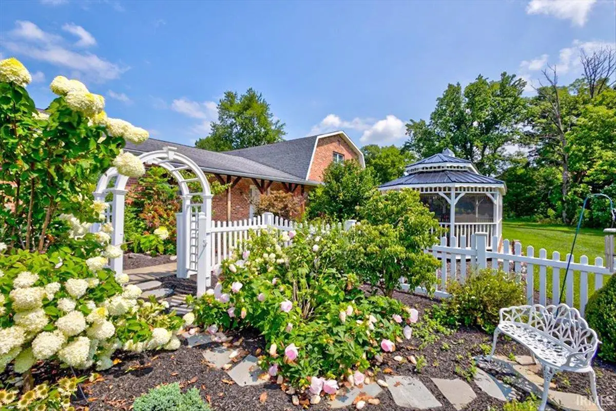 583 S Leatherwood Road, Bedford, IN 47421 - Image #1