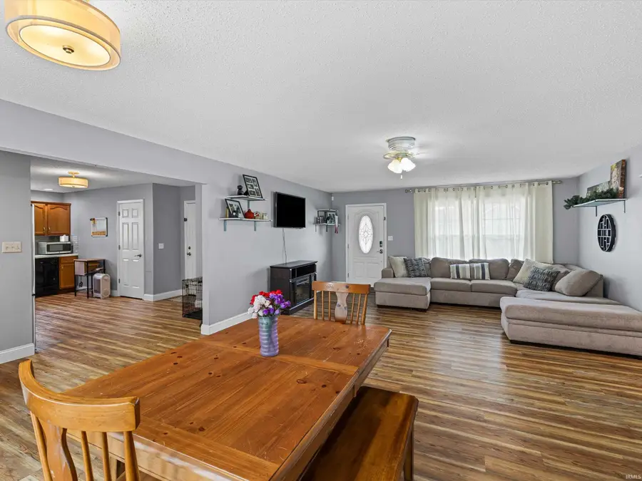 1219 Churchill Road, Evansville, IN 47725 - Image #2