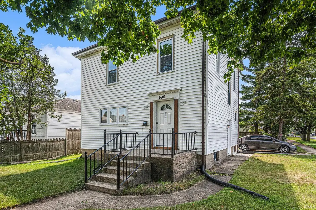 1601 Magnolia Street, South Bend, IN 46613 - Image #1