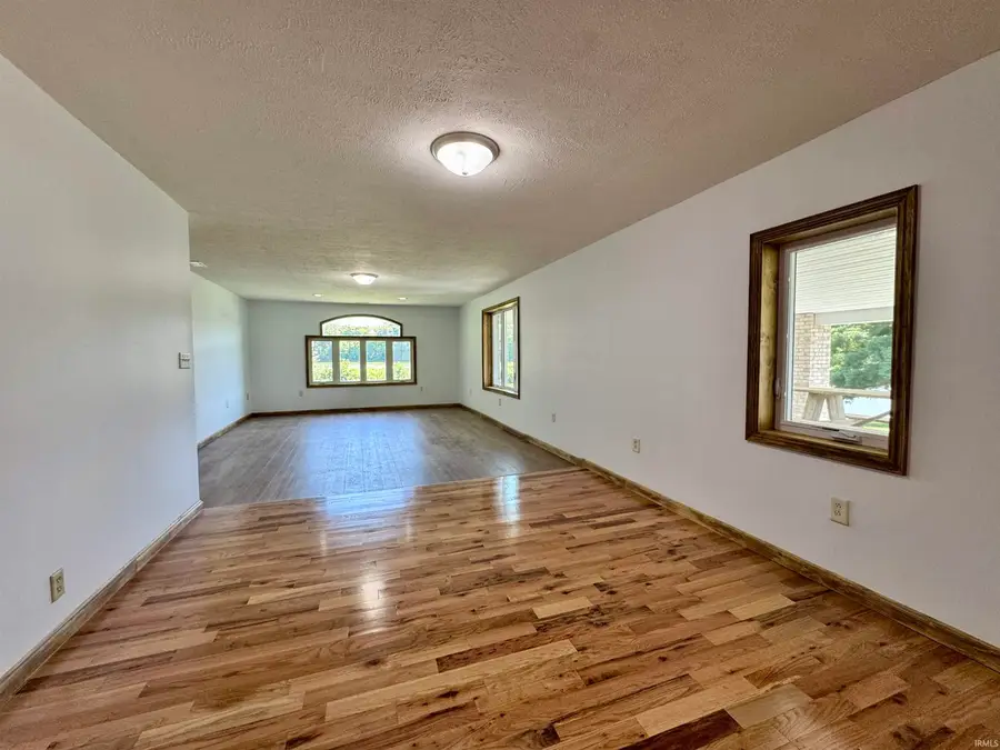 11943 Hopkins Lane, Loogootee, IN 47553 - Image #3