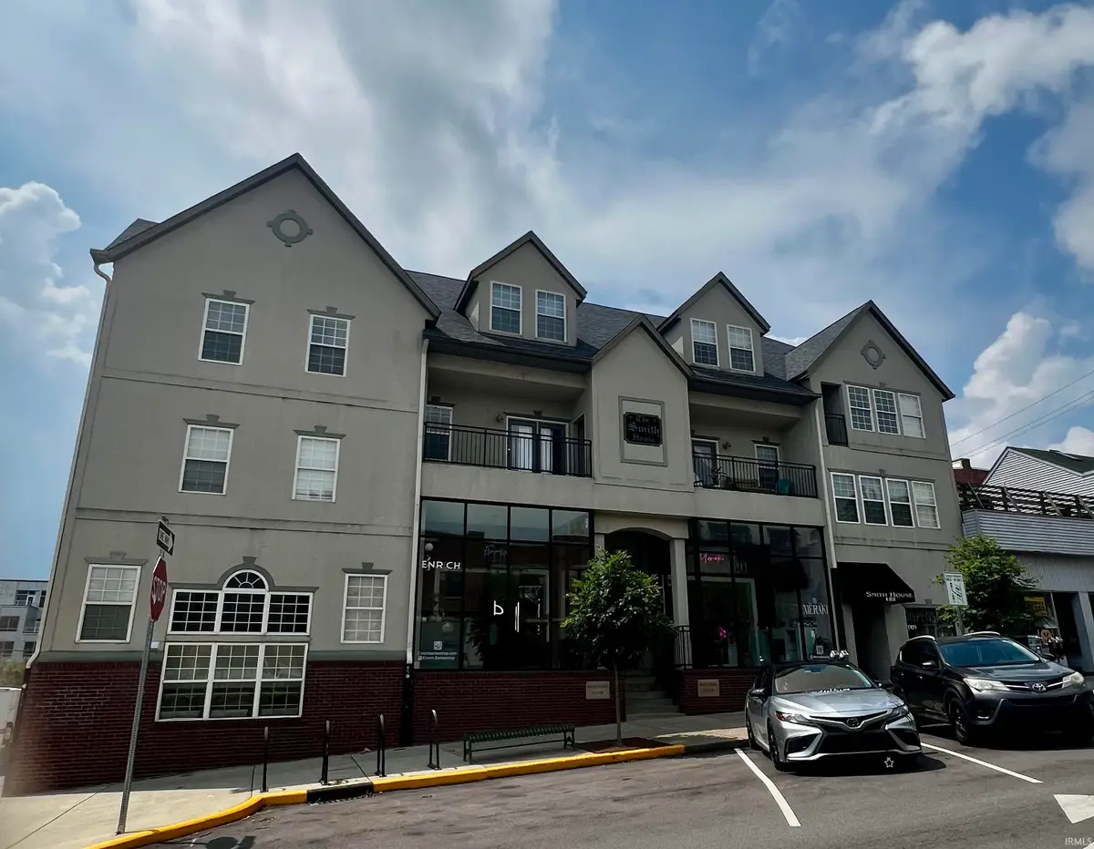 126 E 6th Street, Bloomington, IN 47408 - Image #1