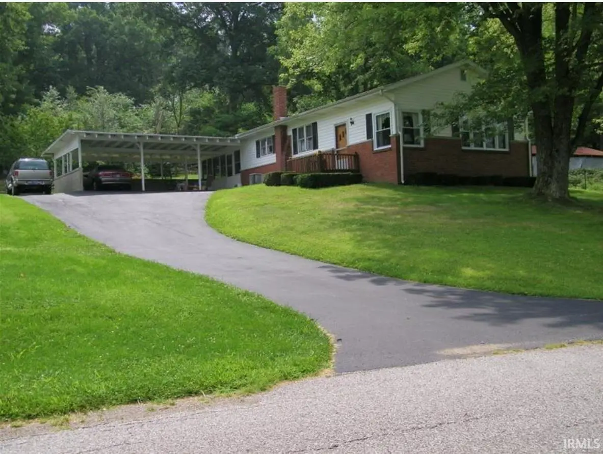 1634 E Calvertville Road, Bloomfield, IN 47424 - Image #1