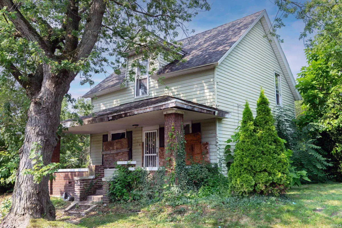 529 Euclid Avenue, South Bend, IN 46628 - Image #1