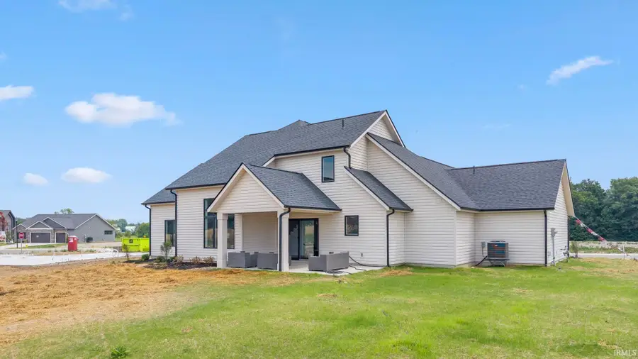 511 Caribou Crossing, Auburn, IN 46706 - Image #3