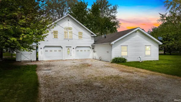 2145 E 770, Wolcottville, IN 46795