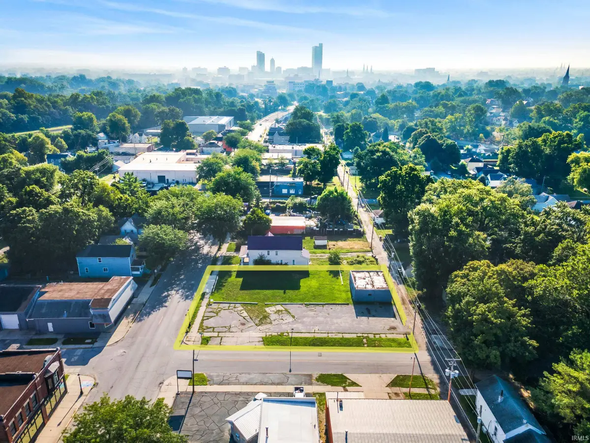 1327 W Main Street, Fort Wayne, IN 46808 - Image #1