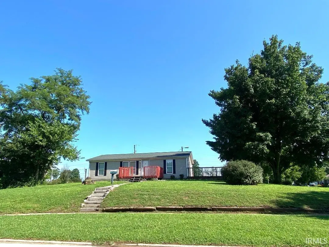 406 W Main Street, Worthington, IN 47471 - Image #1