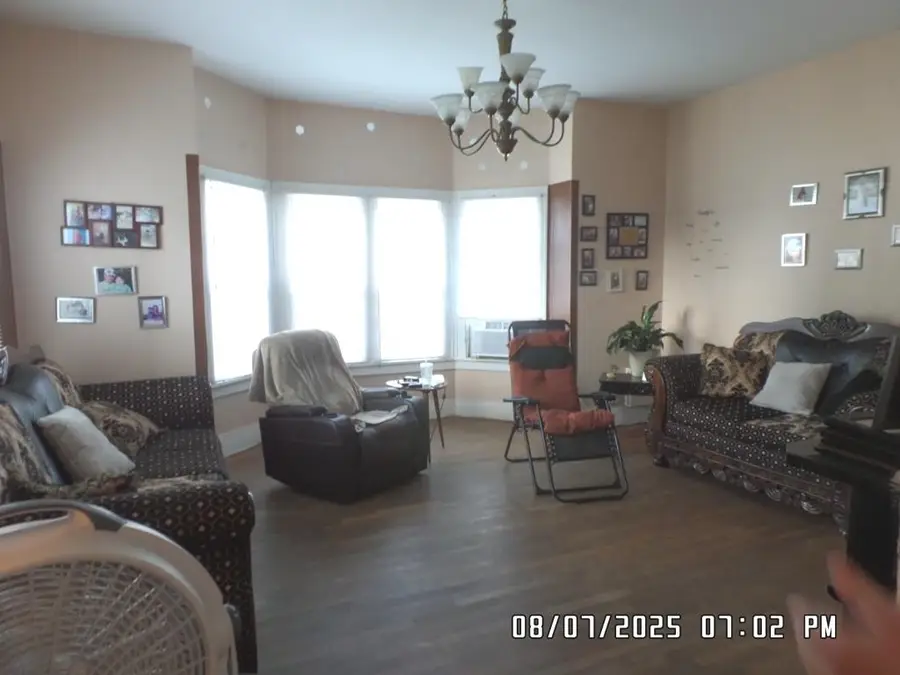 421 W Garfield Avenue, Elkhart, IN 46516 - Image #3