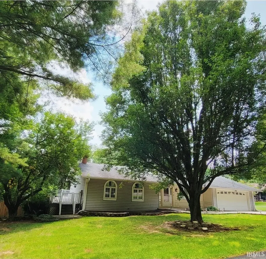 7 Tulip Lane, Washington, IN 47501 - Image #2