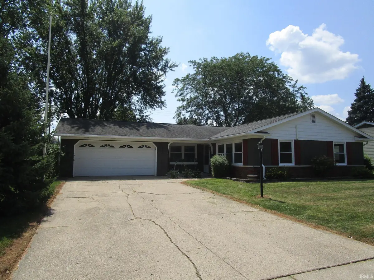 600 Wedgewood Place, Kendallville, IN 46755 - #1