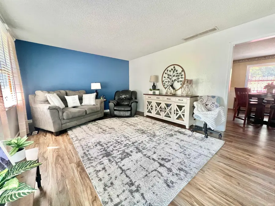 2833 Terri Lane, Newburgh, IN 47630 - Image #2