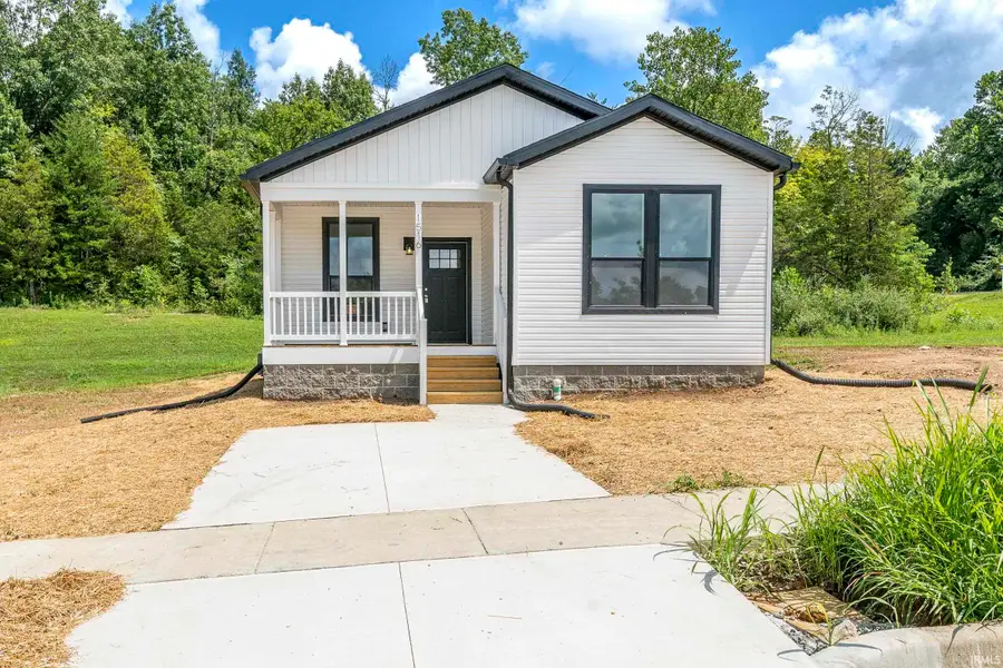 1516 N Breckenridge Road, Bloomington, IN 47404 - Image #2